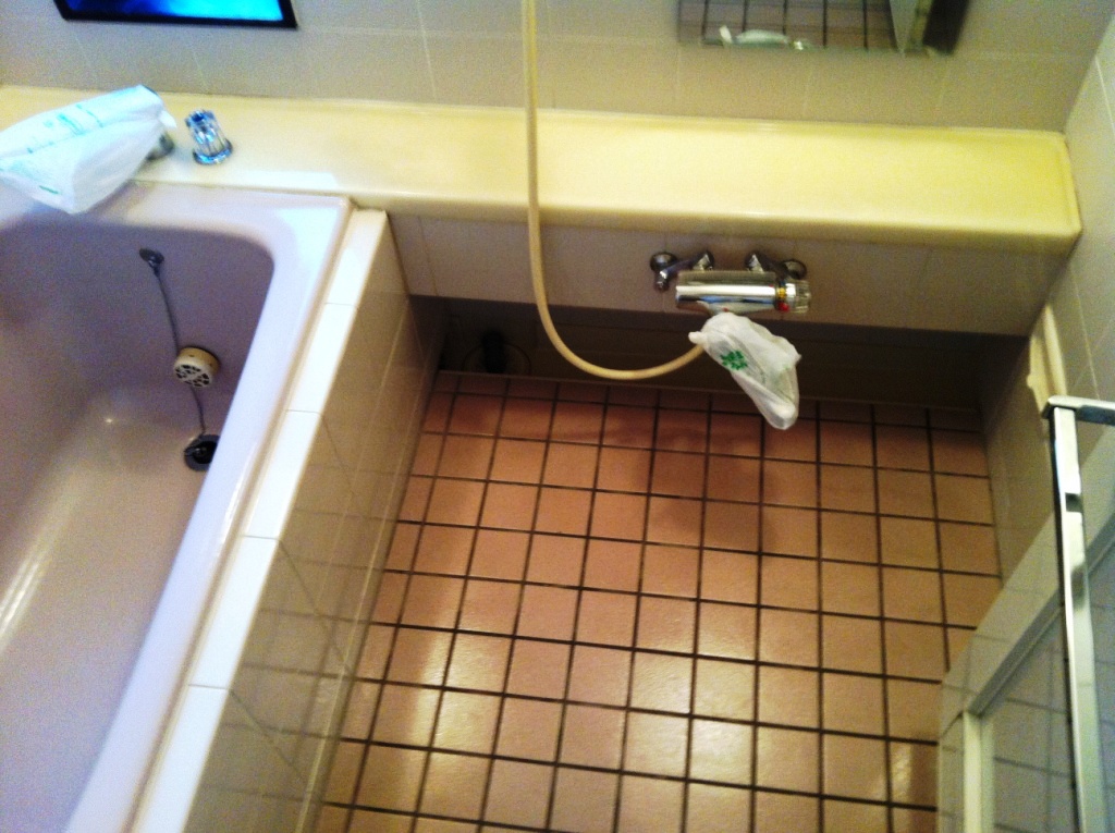 タイル張り浴室水回り防カビ抗菌コーティング